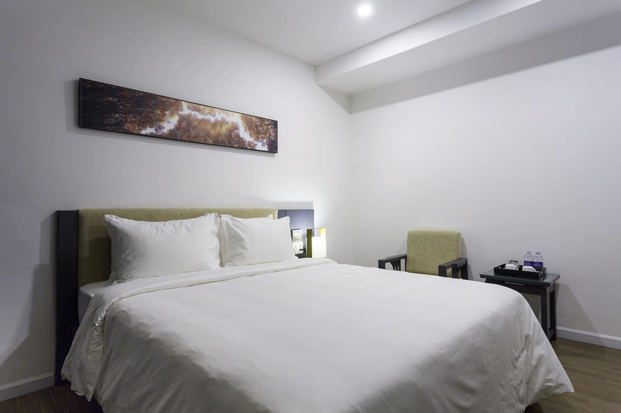 Calista Sai Gon Hotel Ho Chi Minh-staden Exteriör bild