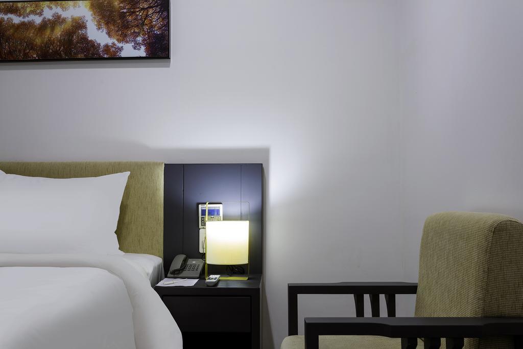 Calista Sai Gon Hotel Ho Chi Minh-staden Exteriör bild
